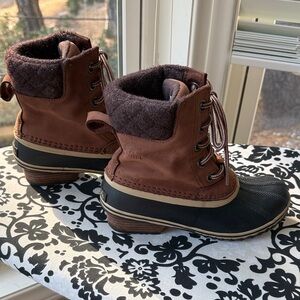 Sorel leather Brown and Black Duck Boots size 6 1/2 women’s